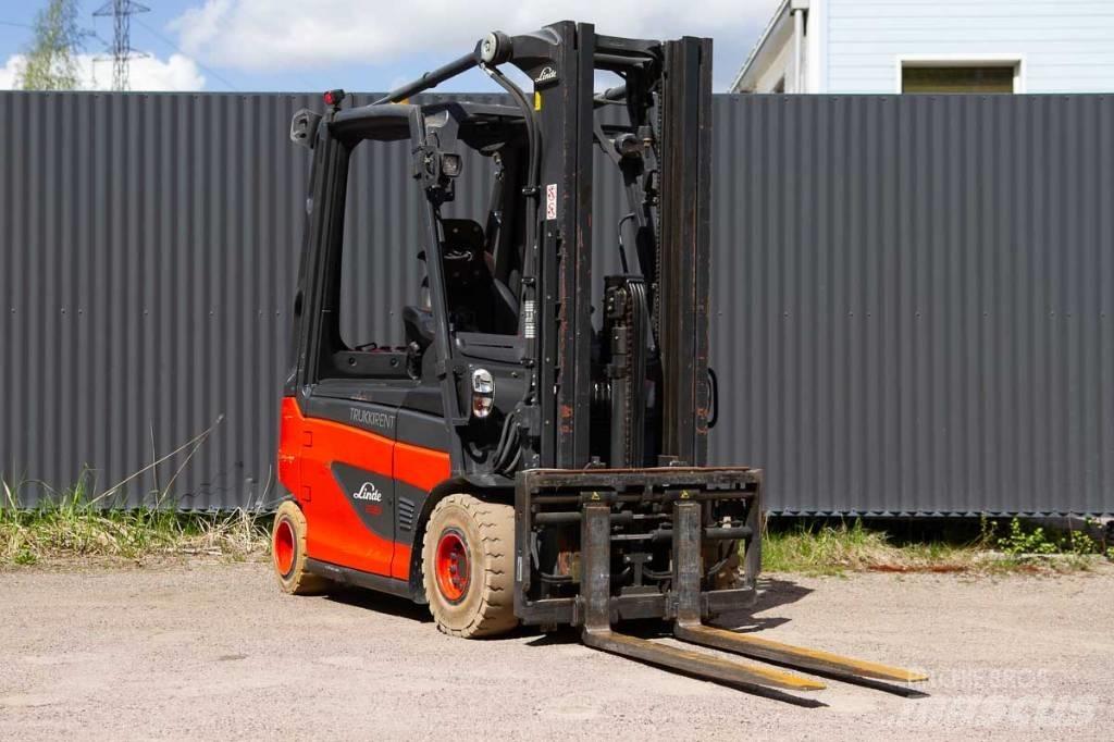 Linde E 25 Akumulátorové vozíky