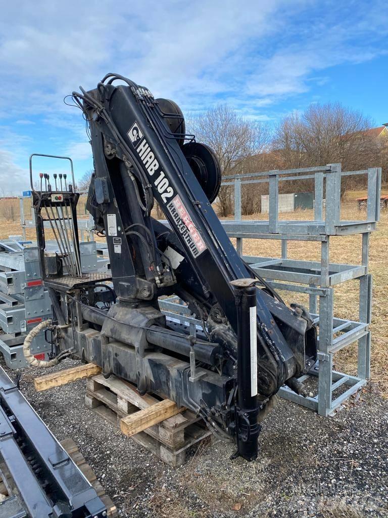 Hiab 102 Nakládací jeřáby