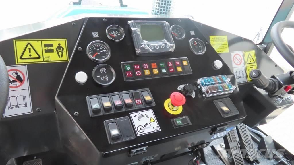 Ammann ART 240 Pneumatikové válce