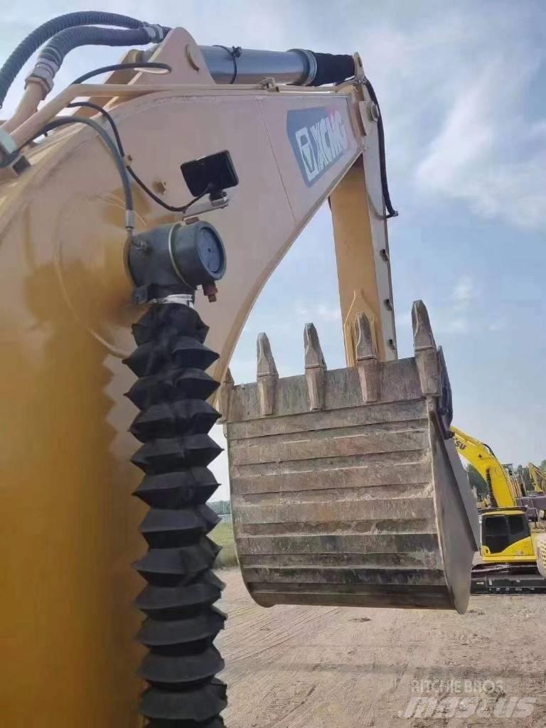 XCMG XE215 Pásová rýpadla