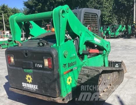 Bobcat T750 Smykem řízené nakladače