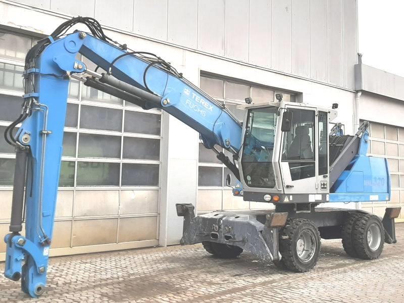 Fuchs MHL 320 D Stroje pro manipulaci s odpadem