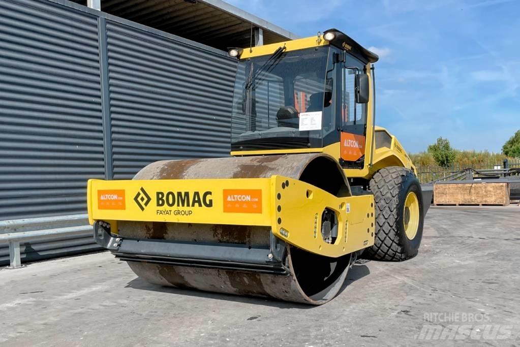 Bomag BW 213 D-5 Tahačové válce