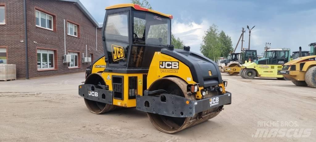 JCB VMT 860 Tandemové válce