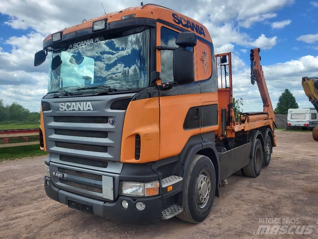 Scania R420LB 6x2 Skladové kontejnery