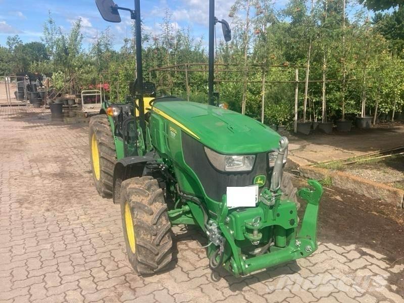 John Deere 5075 GL Kompaktní traktory