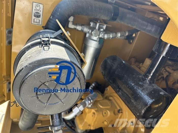 CAT 305.5 E/E2 Mini rýpadla < 7t