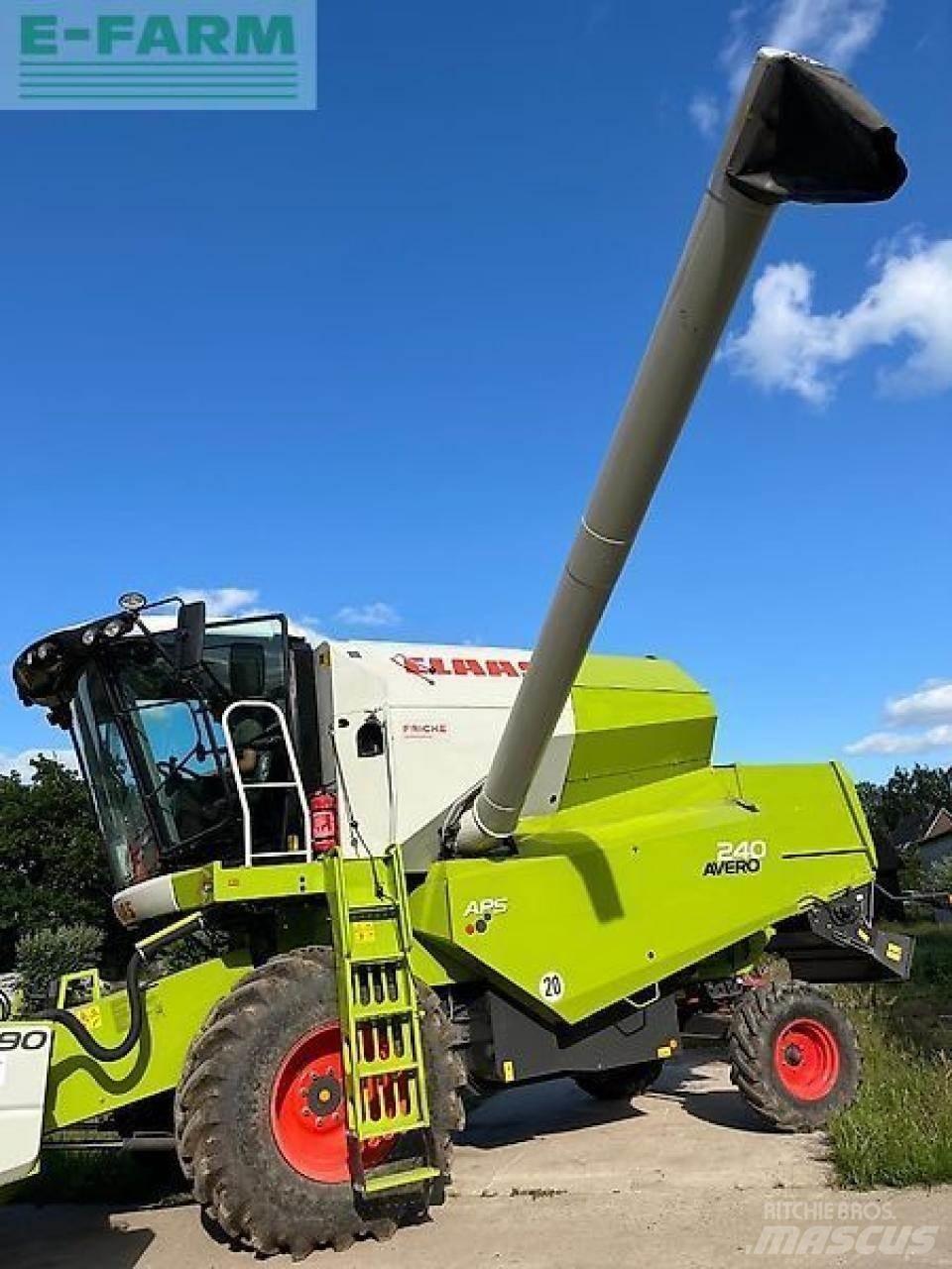 CLAAS avero 240 Sklízecí mlátičky