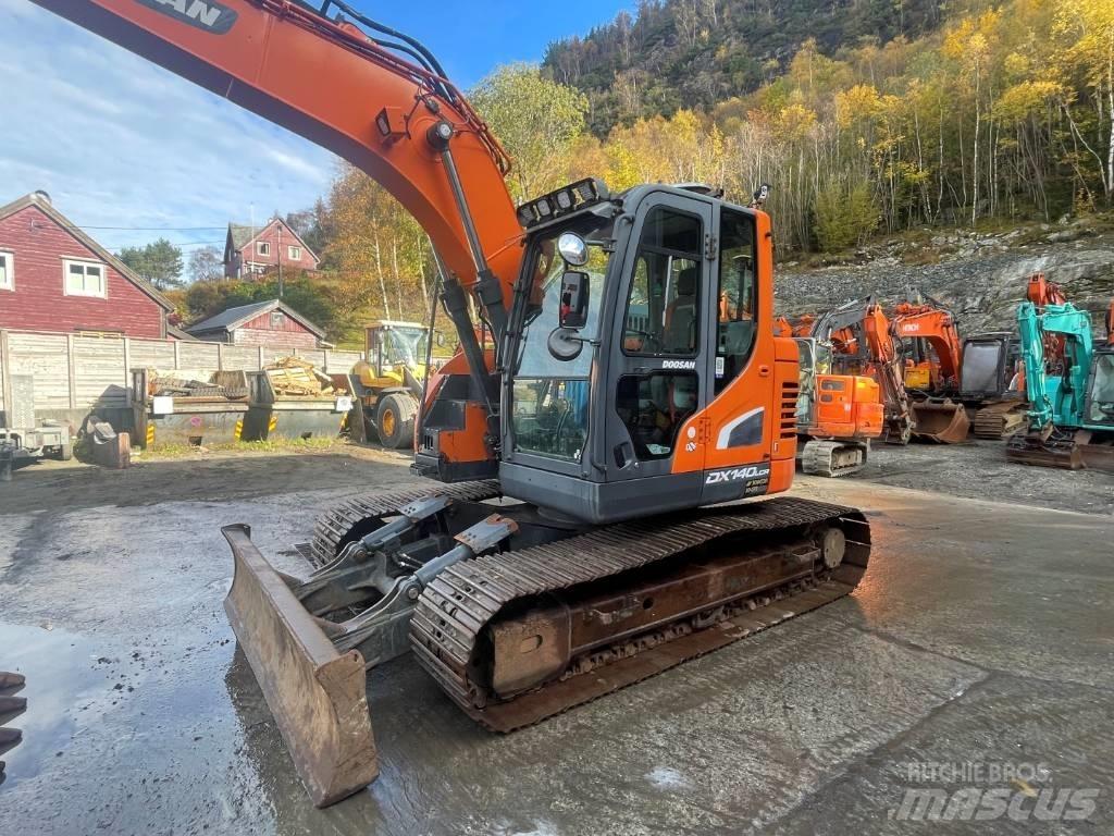 Doosan DX140LCR-5 Pásová rýpadla