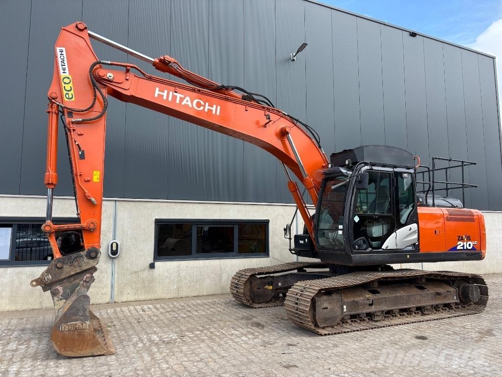 Hitachi ZX 210 LC-6 Pásová rýpadla