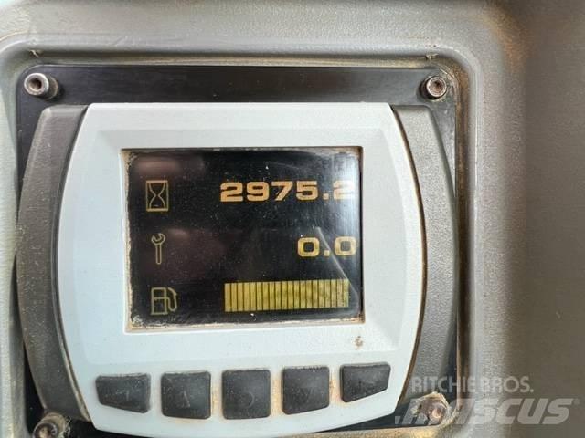 JCB JZ 85 Z Midi rýpadla 7t - 12t