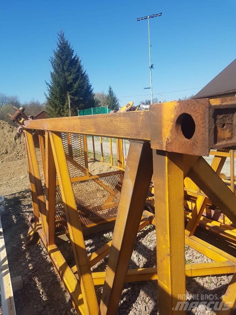 Liebherr 120 HC Stavební jeřáby