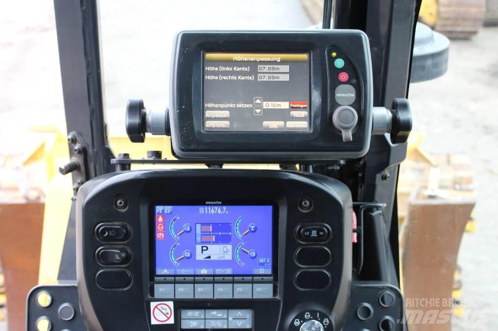 Komatsu D 61 PXI-23 Pásové dozery