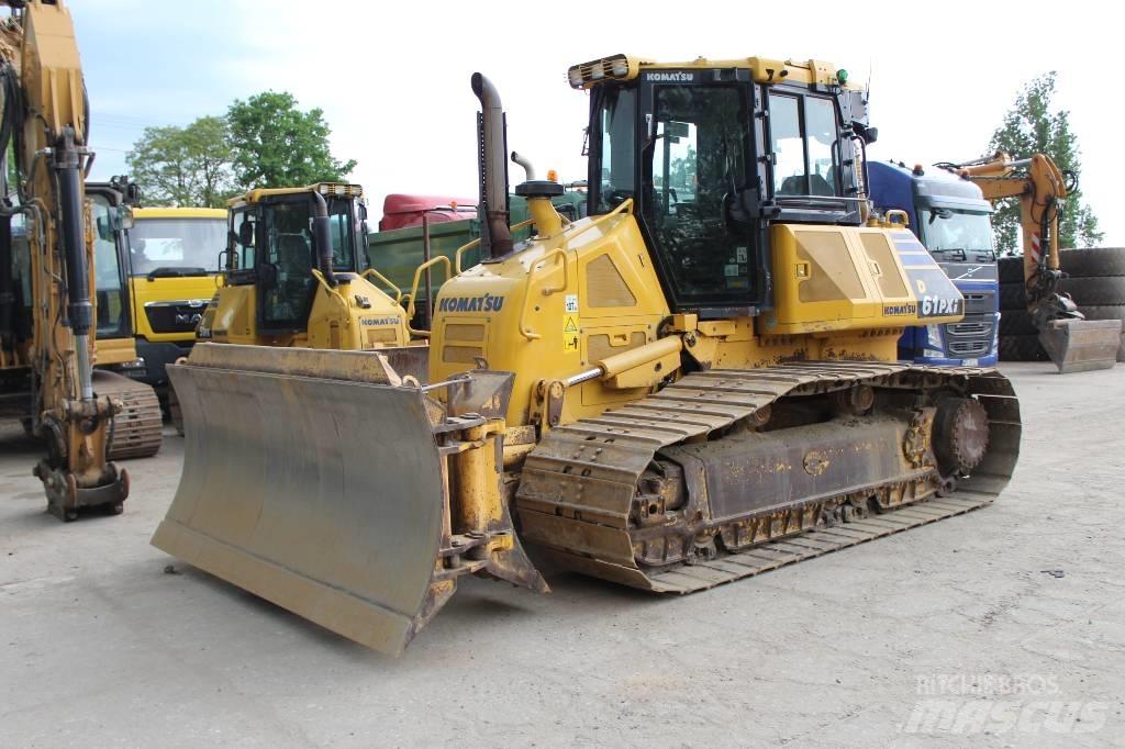Komatsu D 61 PXI-23 Pásové dozery