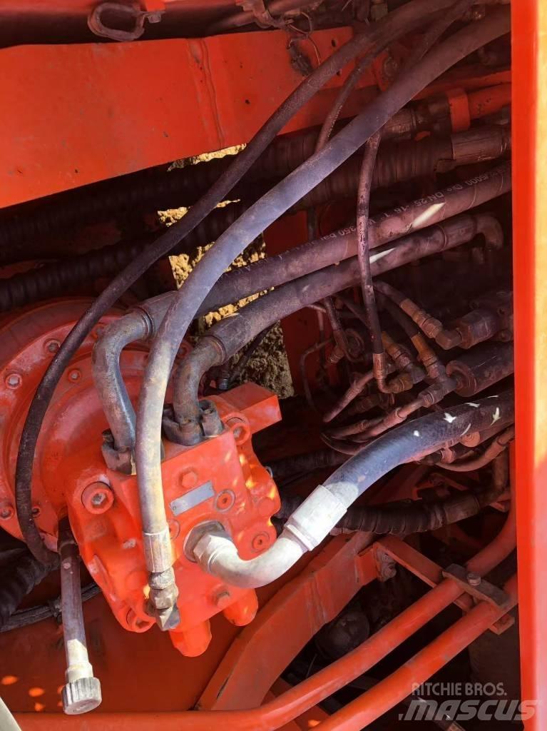 Doosan 300-7 Pásová rýpadla