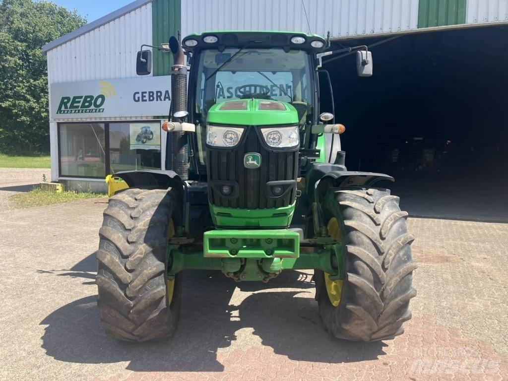 John Deere 6170R Traktory