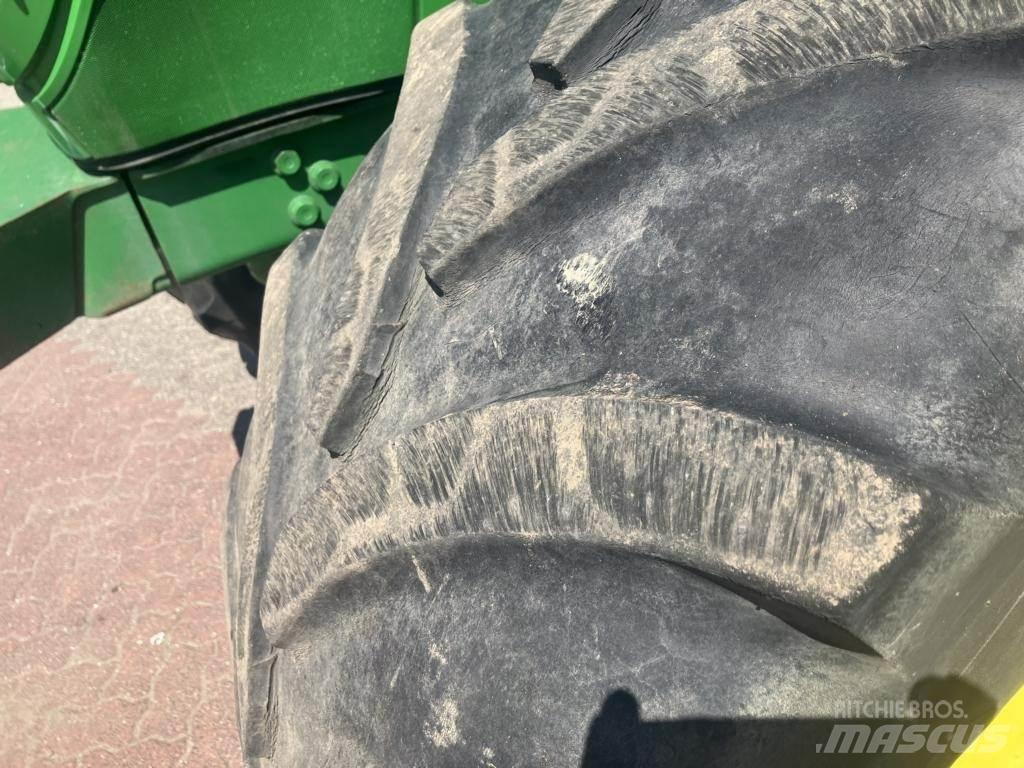 John Deere 6170R Traktory