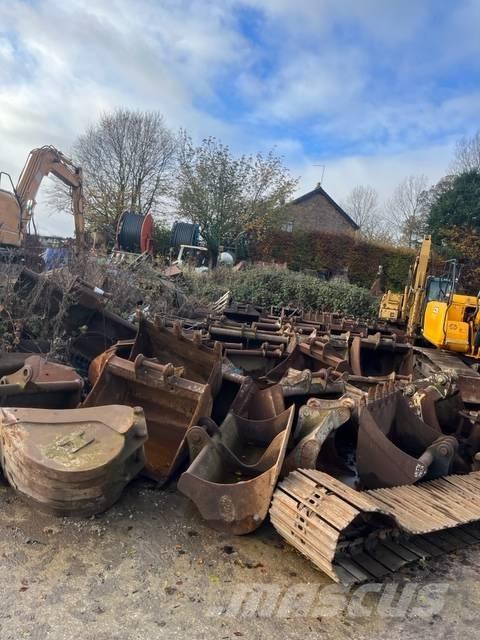  Buckets Assorted Lopaty