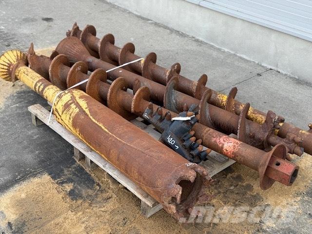 CAT KOMPLET ŚWIDRÓW Vrtací stroje