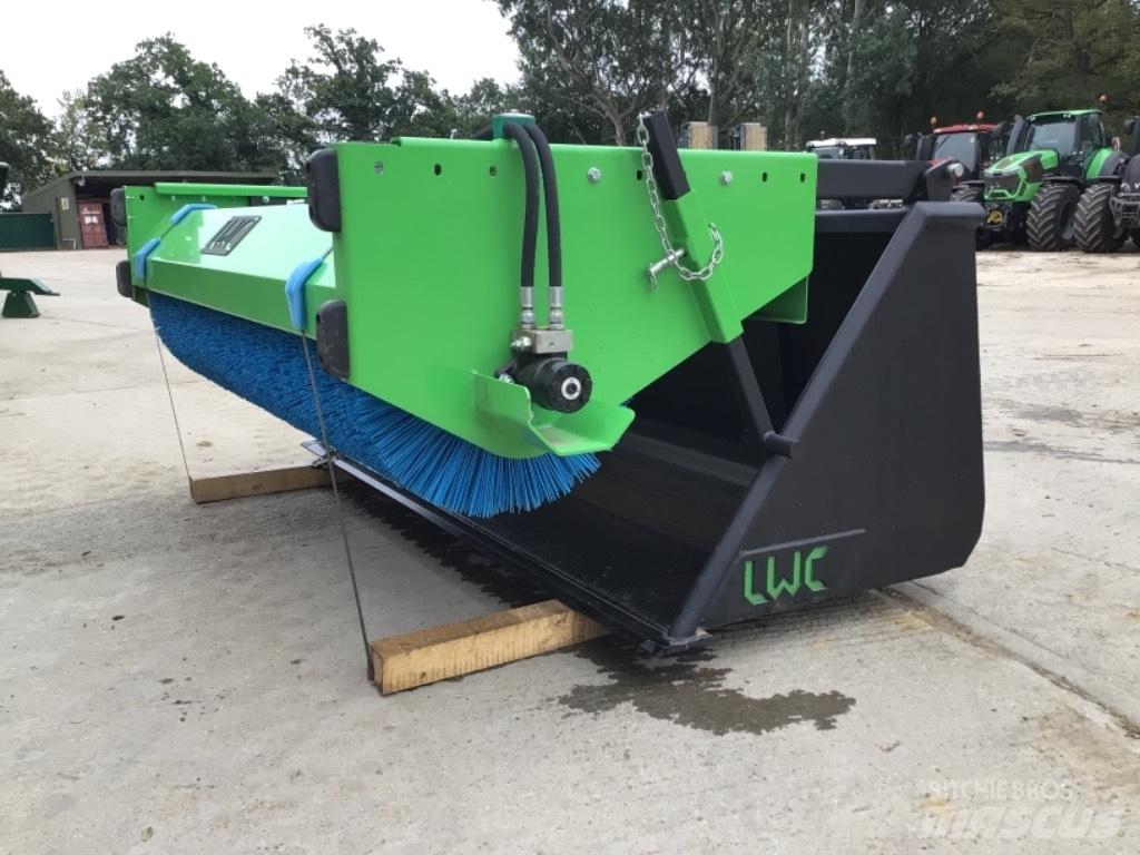LWC SWEEPER Zametací stroje