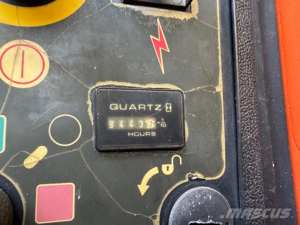 JLG 1200 SJP Teleskopické plošiny