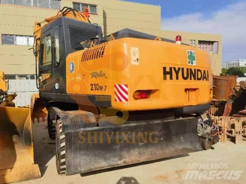 Hyundai 150W -7 Kolová rýpadla