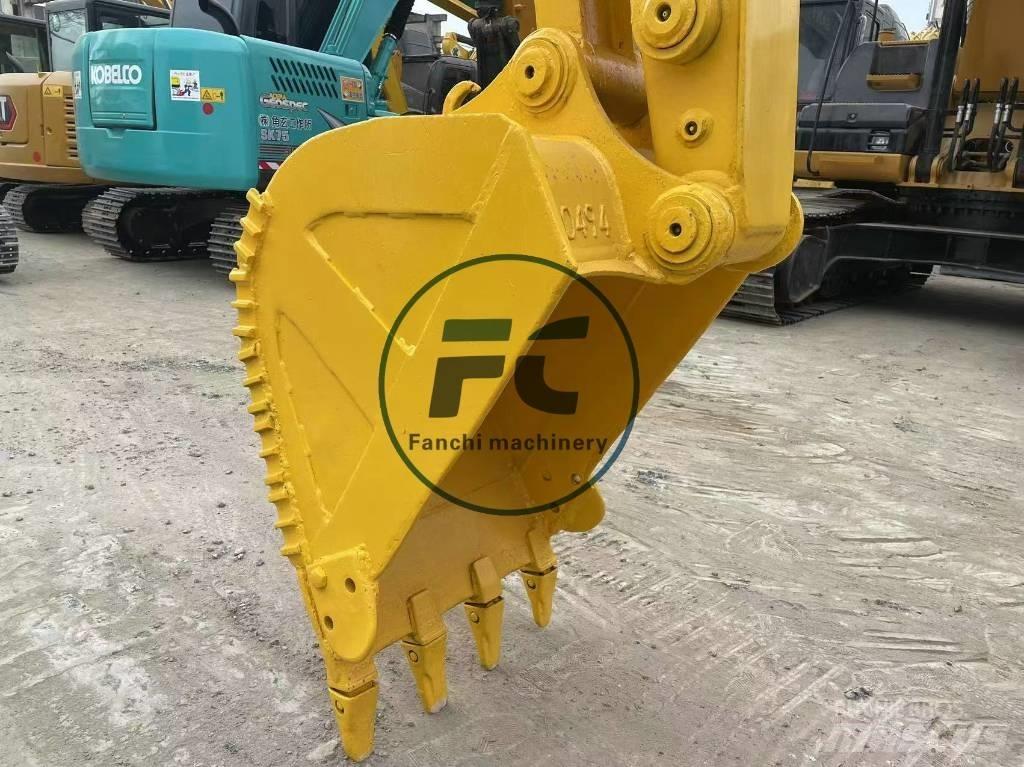 Komatsu PC 78 US Pásová rýpadla