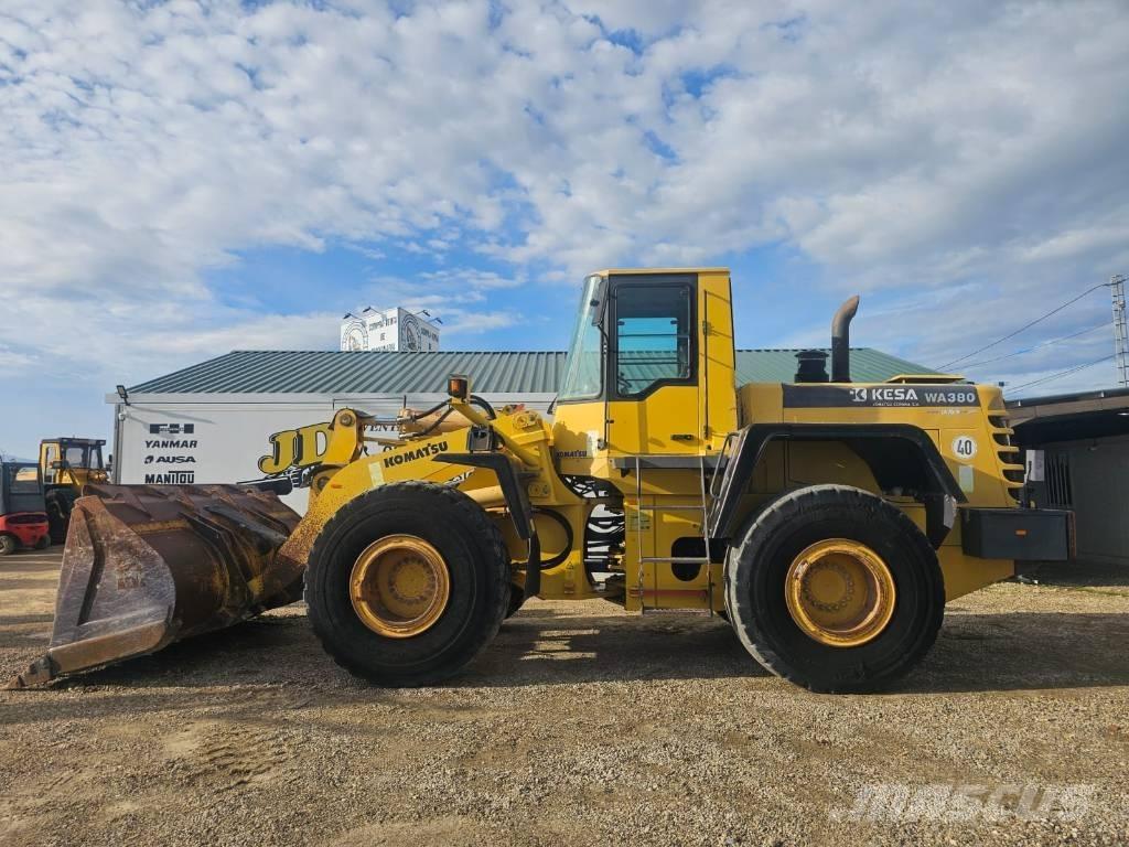 Komatsu WA 380-3H Kolové nakladače