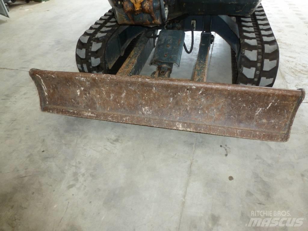 Hyundai R25Z-9AK Mini rýpadla < 7t