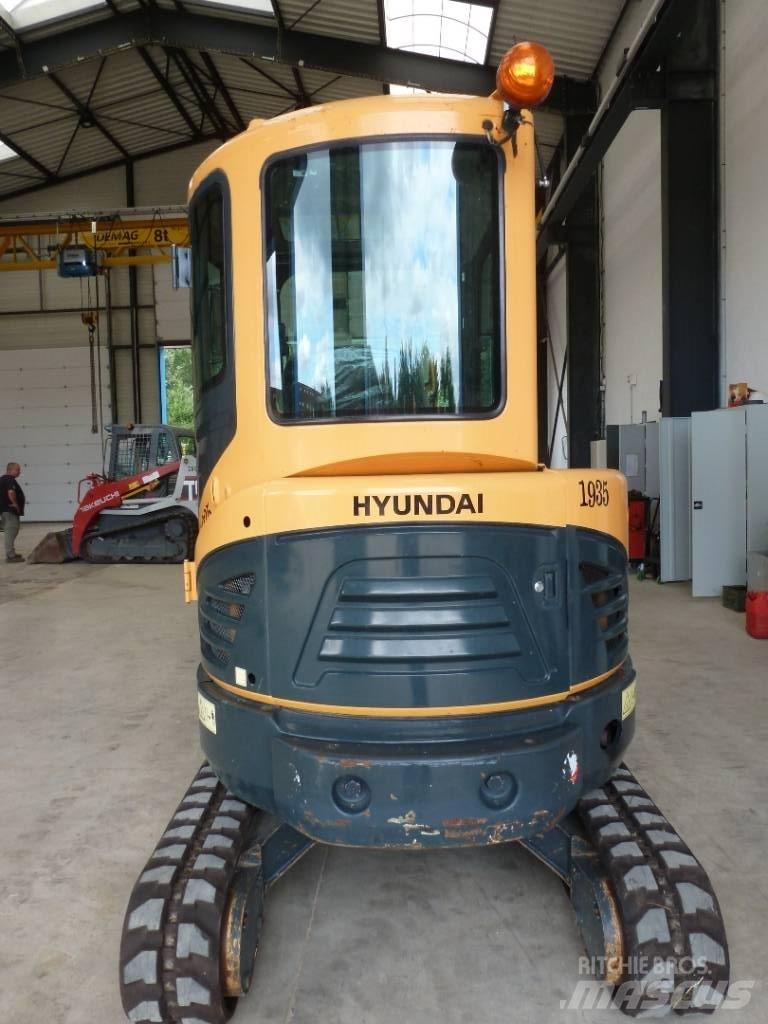 Hyundai R25Z-9AK Mini rýpadla < 7t
