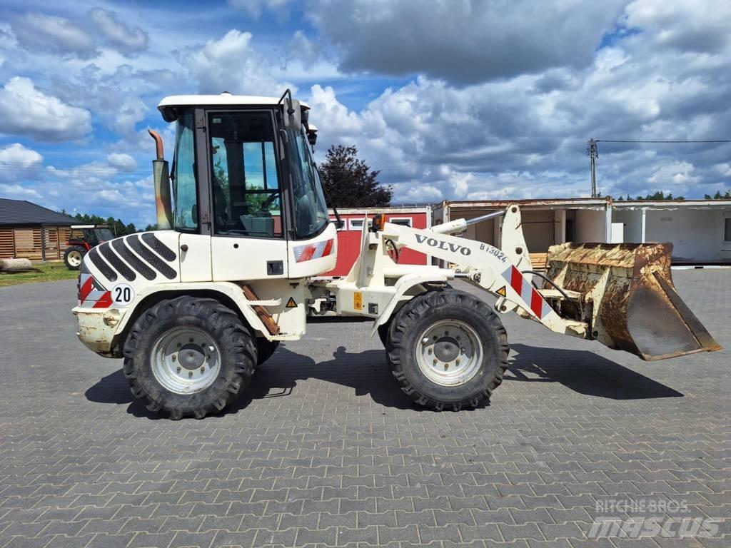 Volvo L 30 B Kolové nakladače