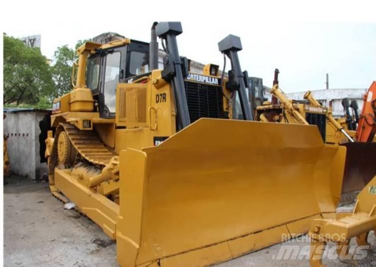 CAT D 7 R Pásové dozery