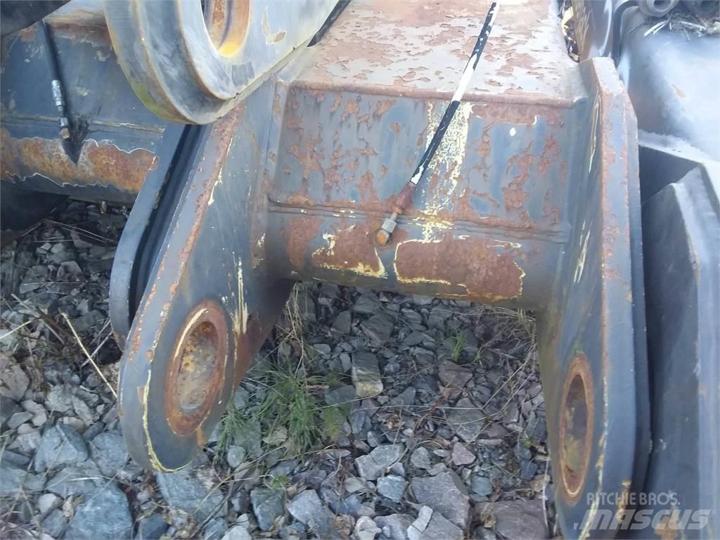 Loglift 210 Těžební jeřáby