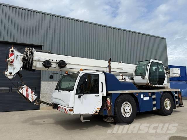 Terex AC 35 L Univerzální terénní jeřáby