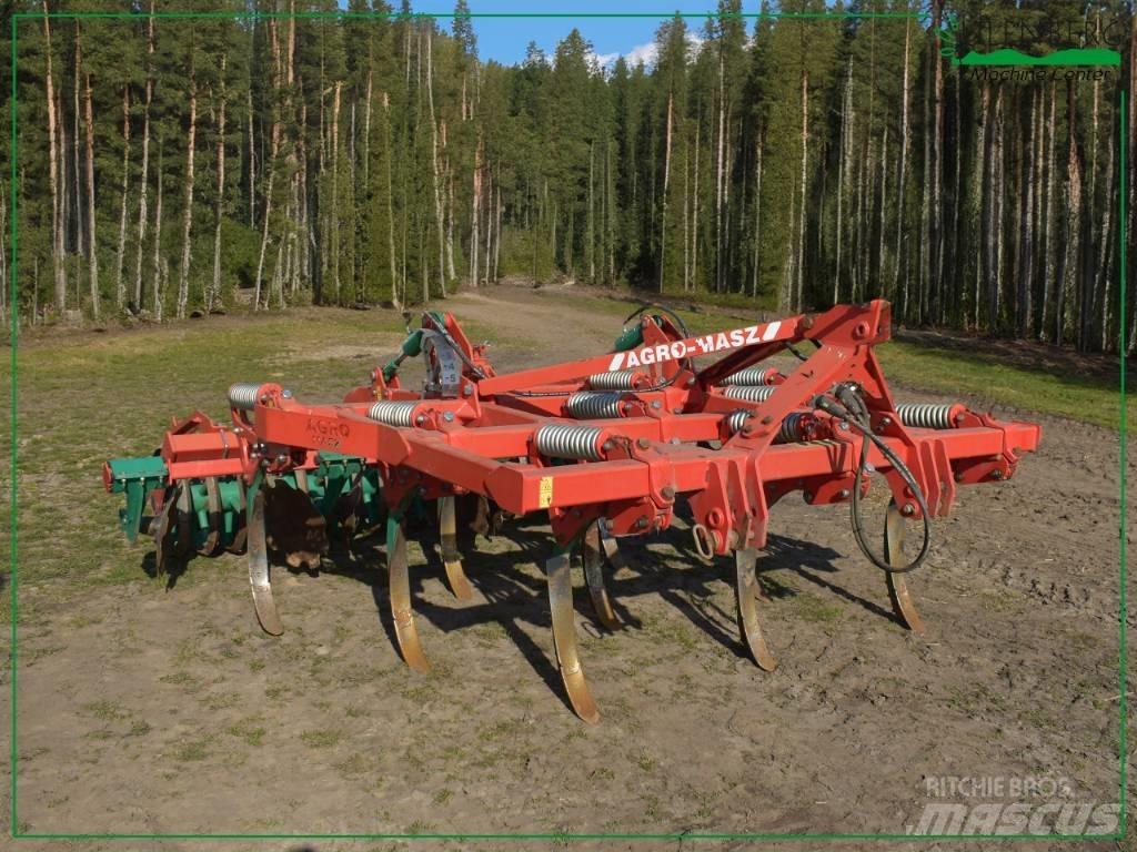 Agromasz Runner 30 Konvenční pluh