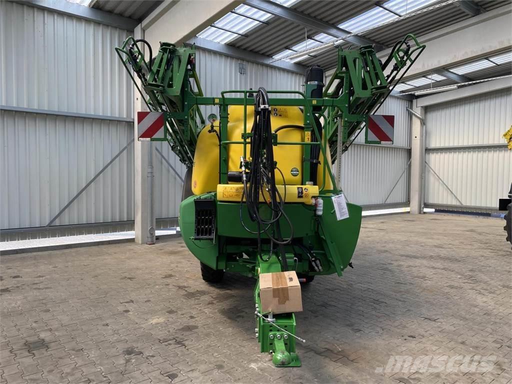 John Deere R740i Tažené postřikovače