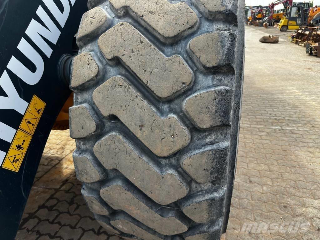 Hyundai HL 970 A 4x4 Kolové nakladače