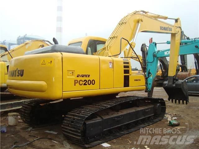 Komatsu PC 200 Pásová rýpadla