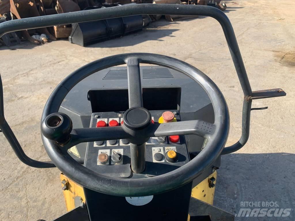 Bomag BW 120 AD-3 Tandemové válce