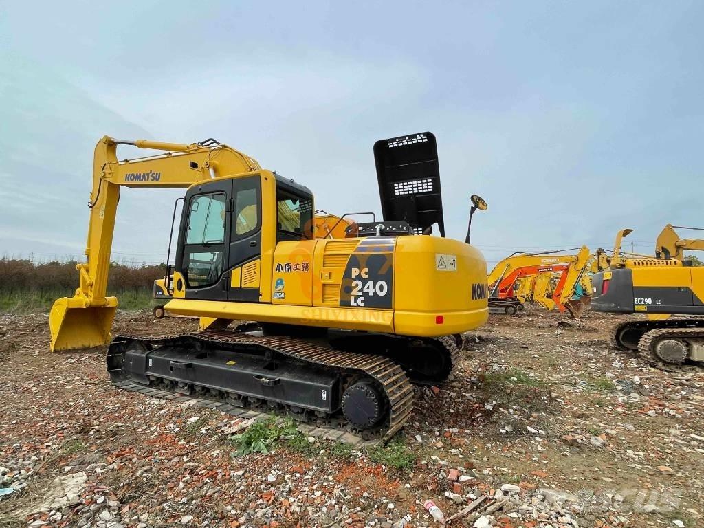 Komatsu PC 240 LC-8 Pásová rýpadla