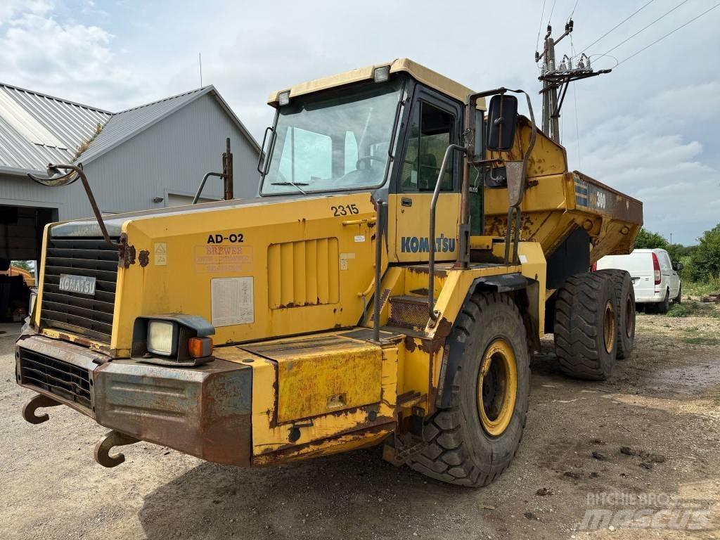 Komatsu HM300-1 Kloubové dempry