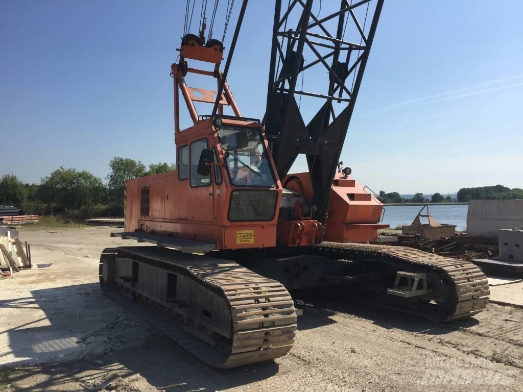 Hitachi KH 230-3 Pásové jeřáby