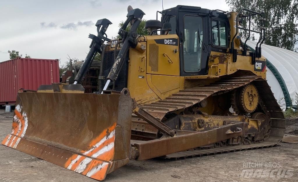CAT D 6 T LGP Pásové dozery