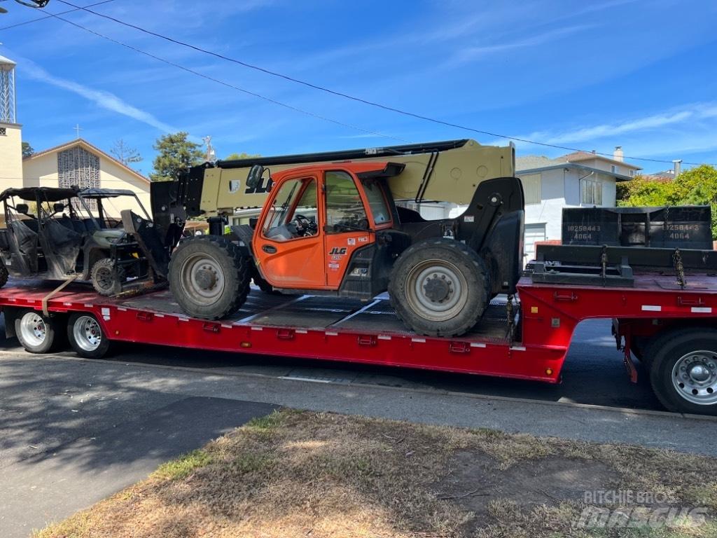 JLG 1255 Teleskopické manipulátory