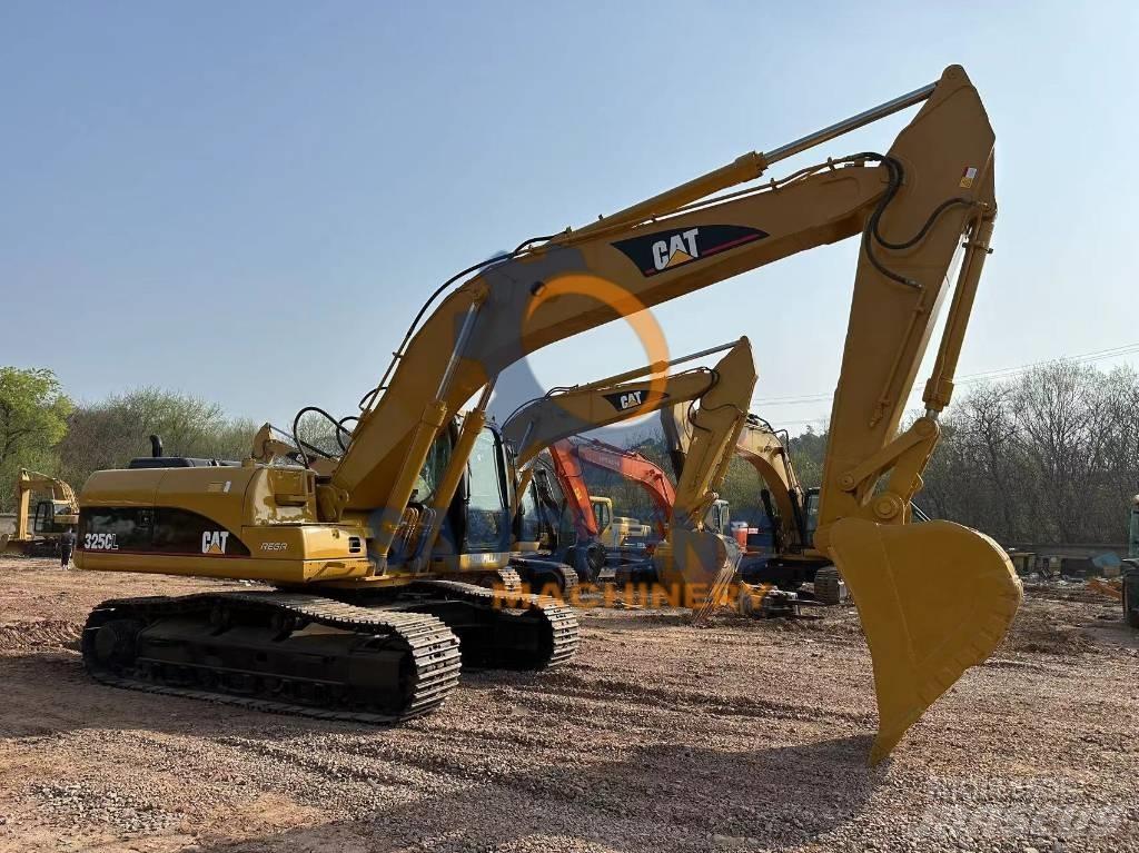 CAT 325 CL Pásová rýpadla