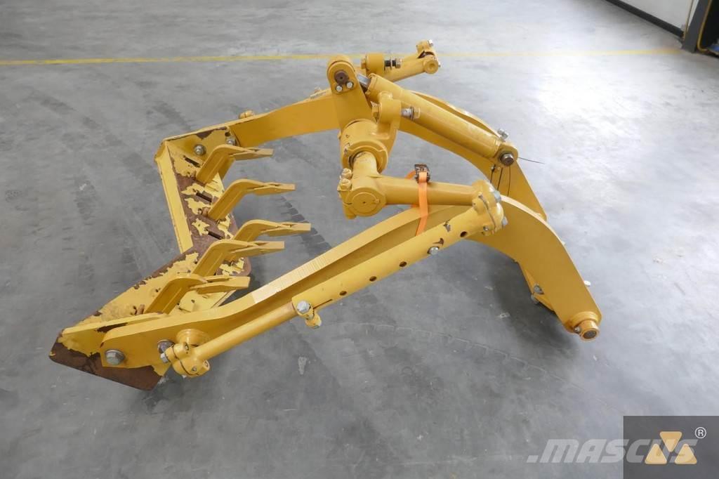 CAT 140M Scarifier Ostatní komponenty