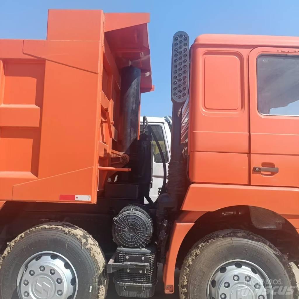 Shacman F3000 8X4 Sklápěče