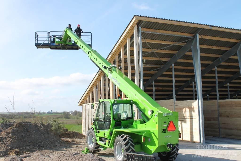 Merlo P40.17 Teleskopické manipulátory