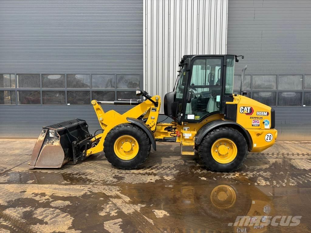 CAT 908M Kolové nakladače