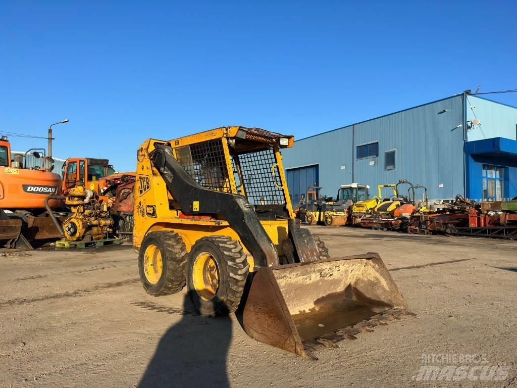 JCB 165 Smykem řízené nakladače